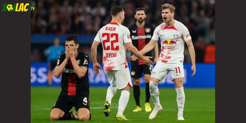 Ten Hag cùng Leverkusen thua ngược trước Leipzig trong trận ra quân Bundesliga 2025/2026.