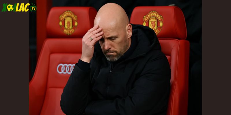 Ten Hag cùng Leverkusen thua ngược, để lại hình ảnh thất vọng tại BayArena.